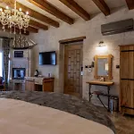 Cave Auberge de jeunesse *