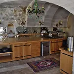 Vandrarhem Cave
