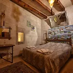 Auberge de jeunesse Cave *